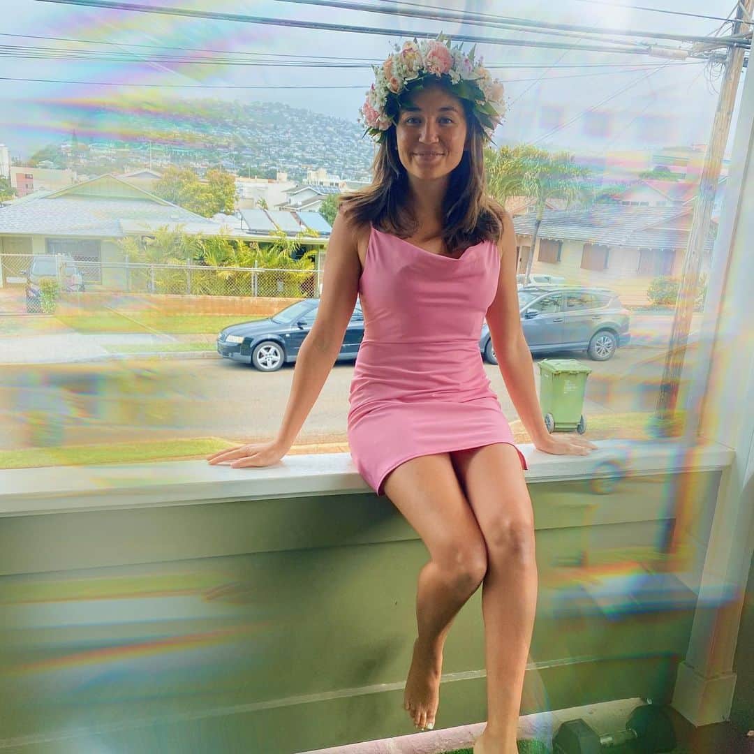 アリッサ ウーテンのインスタグラム：「Wow, can’t believe I am 30 today ☠️ thank you to all who helped me make it such a fun and memorable celebration, and going above and beyond. I really appreciate all the time and effort. When I was younger, I thought the older you get the wiser you get, and you’ll just “feel like an adult”, but I’ve been finding that Im even more confused and overwhelmed!  One thing is for sure, I know where my priorities are, and I am always striving to be better and improve!  Looking forward to this new chapter in my life 💕 Thank you ✨」