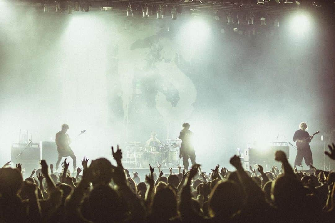 MY FIRST STORYさんのインスタグラム写真 - (MY FIRST STORYInstagram)「Thank You!! STORYTELLER!!  Thank You!! Zepp Nagoya!!  @nekoze_photo   #マイファス #ストテラ」3月20日 1時29分 - myfirststoryofficial