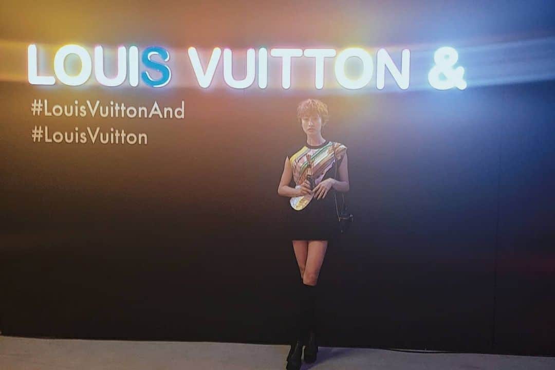 山田優さんのインスタグラム写真 - (山田優Instagram)「@louisvuitton  #LouisVuittonAnd #LouisVuitton   素敵な展覧会でした❤️  今までの面白い コラボレーションが 沢山見れました♡」3月19日 18時33分 - yu_yamada_