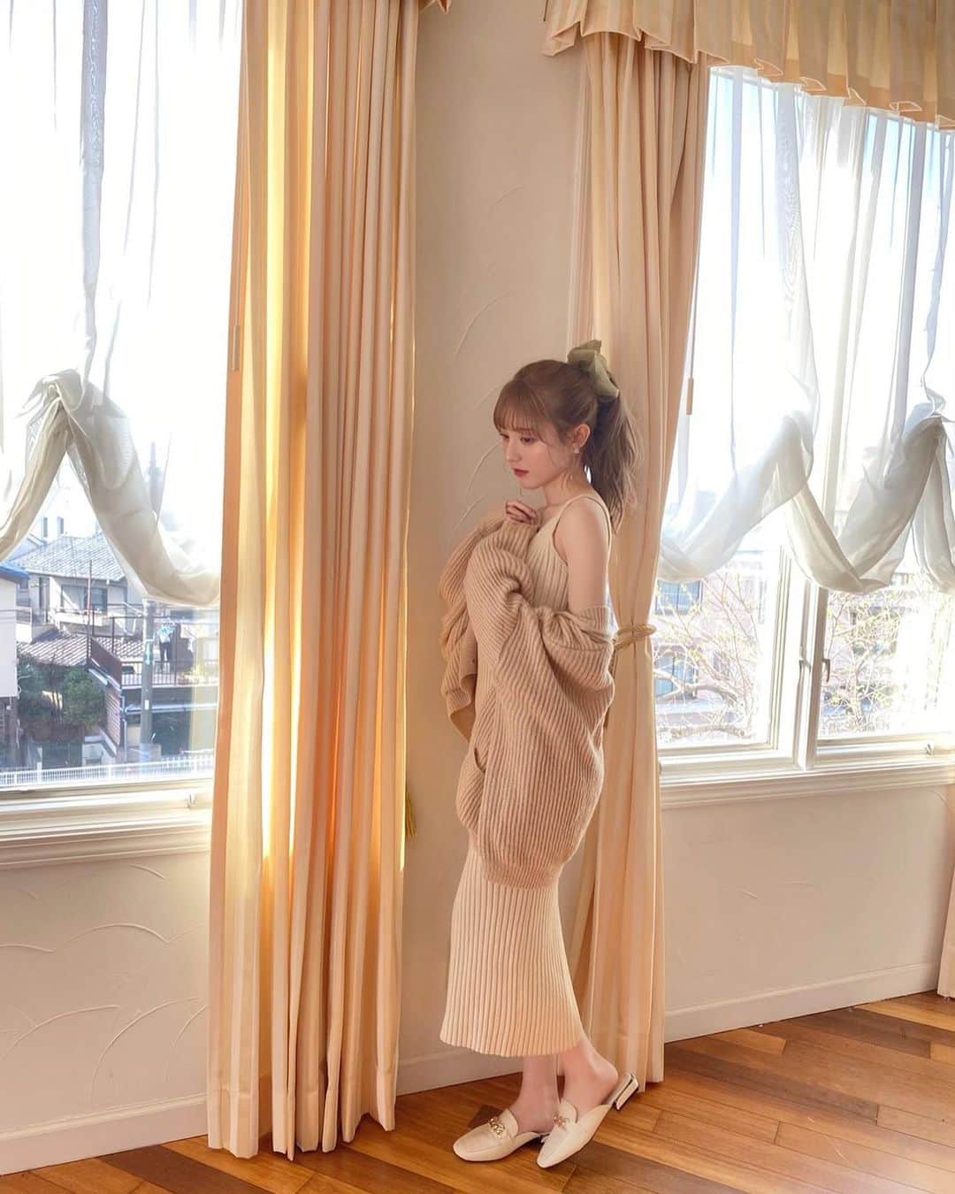 吉井美優さんのインスタグラム写真 - (吉井美優Instagram)「. @stella_tokyo.jp さんの ECモデルをさせて頂きました 可愛いお洋服で溢れてました 👜🩰 公開までお楽しみ 🖤」3月19日 20時31分 - miyu_yoshii32