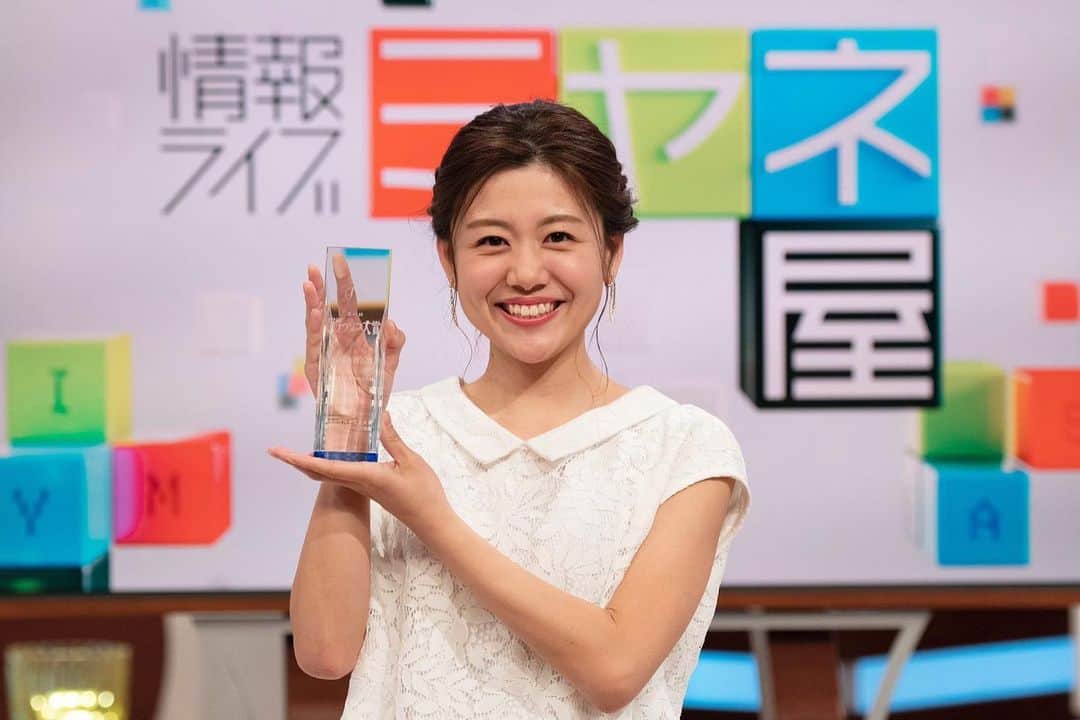 読売テレビアナウンス部のインスタグラム：「第４２回 ＮＮＳアナウンス大賞の中央審査会で #澤口実歩 アナが最優秀新人賞に選ばれました。  ytvアナウンス部は今後も、 視聴者の皆様に寄り添いながら 丁寧に情報をお届けしていきます✨  引き続き応援よろしくお願いします！  #ミヤネ屋 #最優先新人賞 #受賞  #ytv #読売テレビ #アナウンサー」