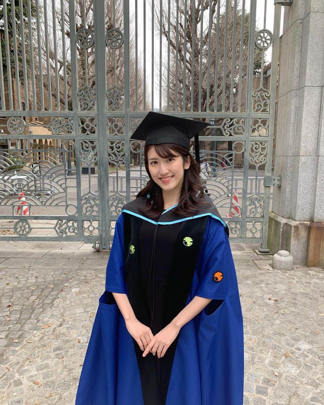 杉本雛乃のインスタグラム：「東京大学工学系研究科 修士課程を卒業しました✨ 私はこのまま博士課程に進みます。  いつのまにか少数派の道を進むことになりましたが、 好きなように自由に研究できる環境にいられることに、改めて感謝する日々です。 まだまだ未熟ですが、これから更に成果を出せるように頑張ります！  これからも皆さん遊んで下さい！！  #東大 #卒業」