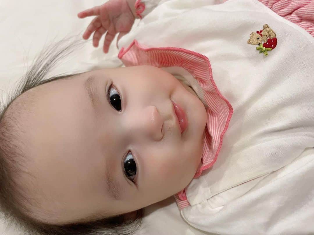 アレクサンダーのインスタグラム：「はーい🙋‍♀️❤️」