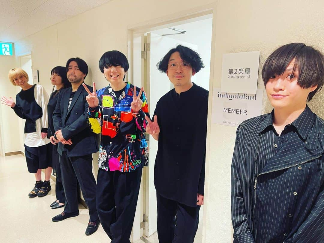 indigo la Endさんのインスタグラム写真 - (indigo la EndInstagram)「大阪ありがとうございました！ #indigolaEnd」3月19日 21時53分 - indigolaend_official