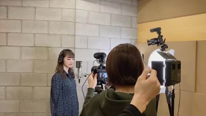 下村実生のインスタグラム：「🌟YouTube更新🌟  今日は先輩のSPEEDさんの名曲、「White Love」を歌わせて頂きました！！✨  いつか先輩の曲を歌ってみたい！と思っていたので、本当に歌う事が出来てとっても嬉しかったです☺️  なんと現場には伊秩弘将さんが見に来て下さり、ご指導もして頂き、貴重な経験をさせて頂きました…！緊張した〜😂  頑張ったので是非チェックしてみてね！  SPEEDさん、25周年おめでとうございます🥳  #SPEED さん #WhiteLove #歌ってみた #こつこつみきちゃんねる」