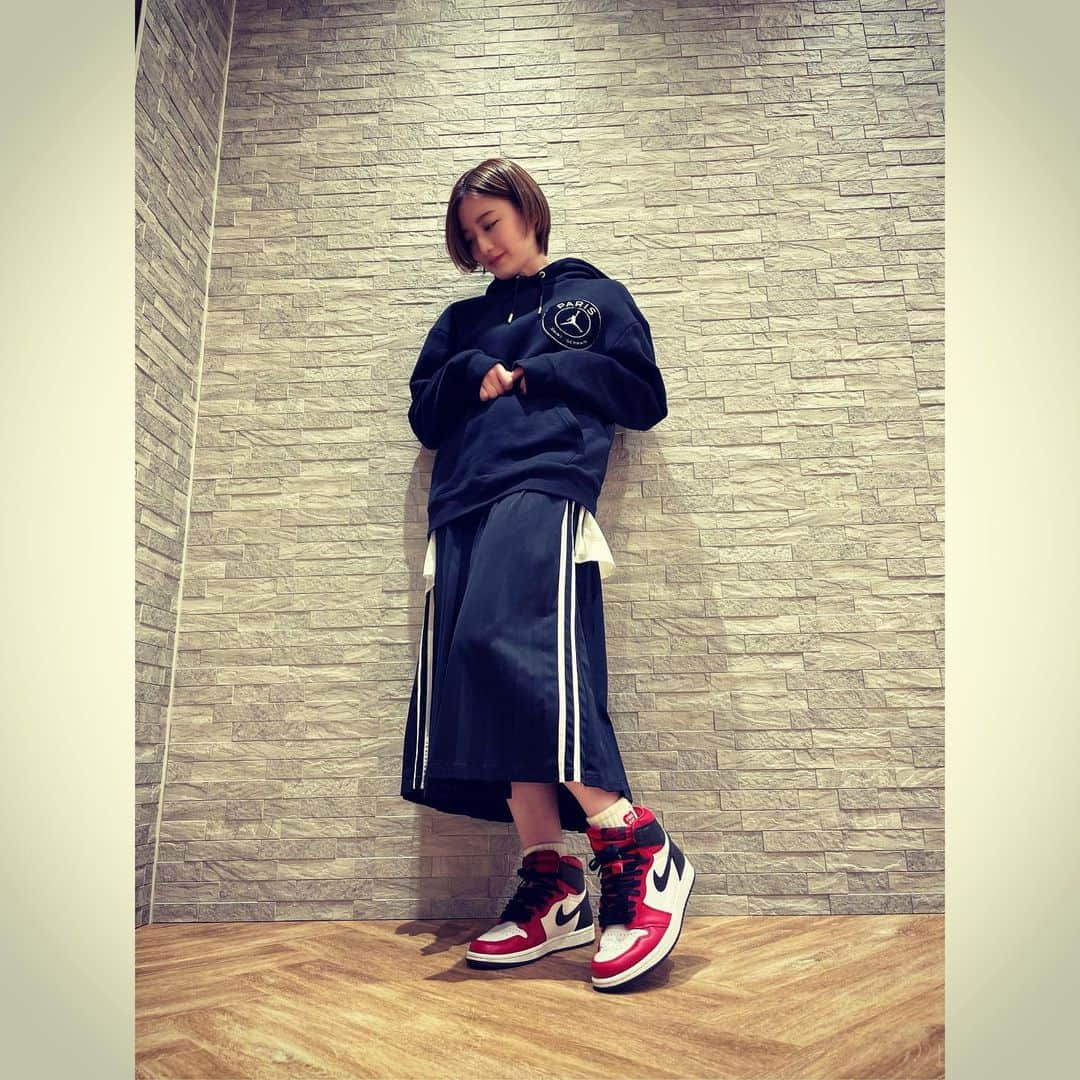 中田花奈さんのインスタグラム写真 - (中田花奈Instagram)「Air Jordan 1 Retro High OG “Satin Snake Red”   #なかだのすにーかー   #スニーカー女子   #nike  #aj1   #snake   #スーパースニーカーピーポー   #supersneakerpeople   #wowow   #sneakers」3月19日 22時18分 - nakadakana_official