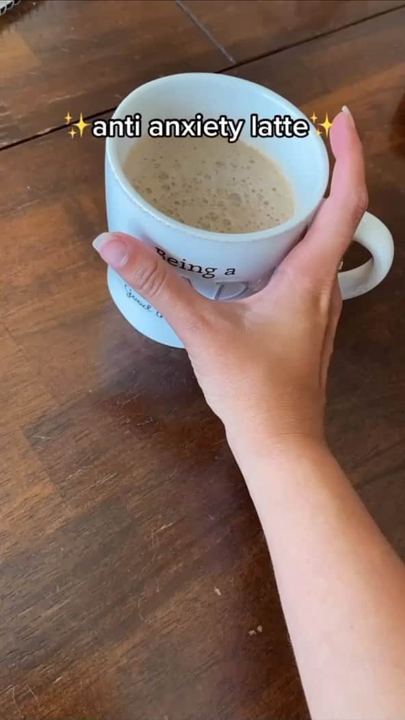 Emily Zeckのインスタグラム