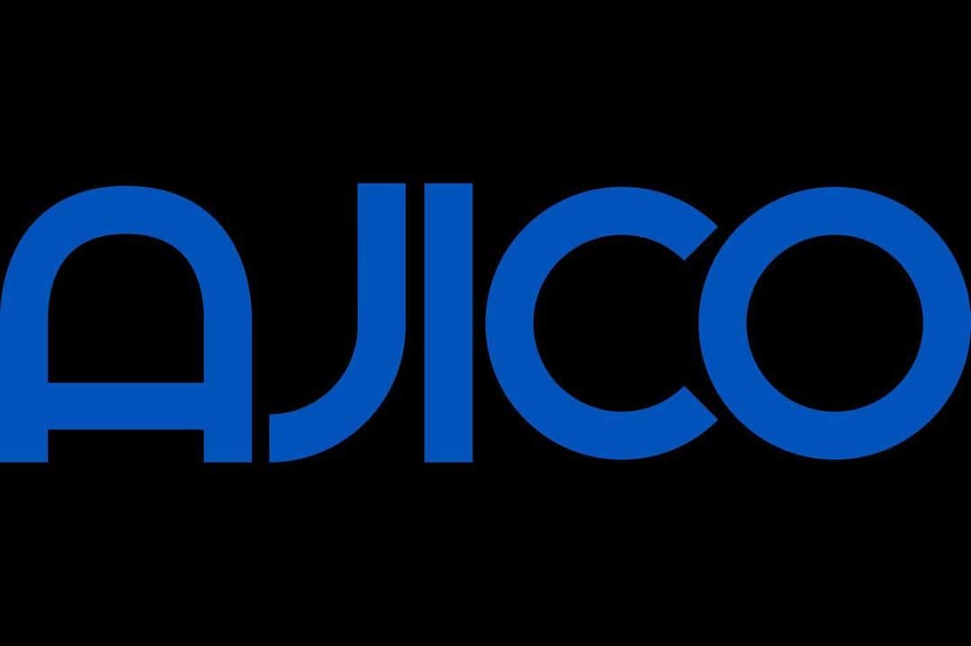 UAさんのインスタグラム写真 - (UAInstagram)「Great job 🖖🏿Yoshirotten   みなさま熱い声援ありがとうございます たまらなく嬉しいです🌹 こちら新しいロゴも超気に入ってます  The new logo for AJICO by Yoshirotten is super cool 🌪  #yoshirotten #ajico  @yoshirotten」3月20日 8時28分 - ua_japonesiansinger_official