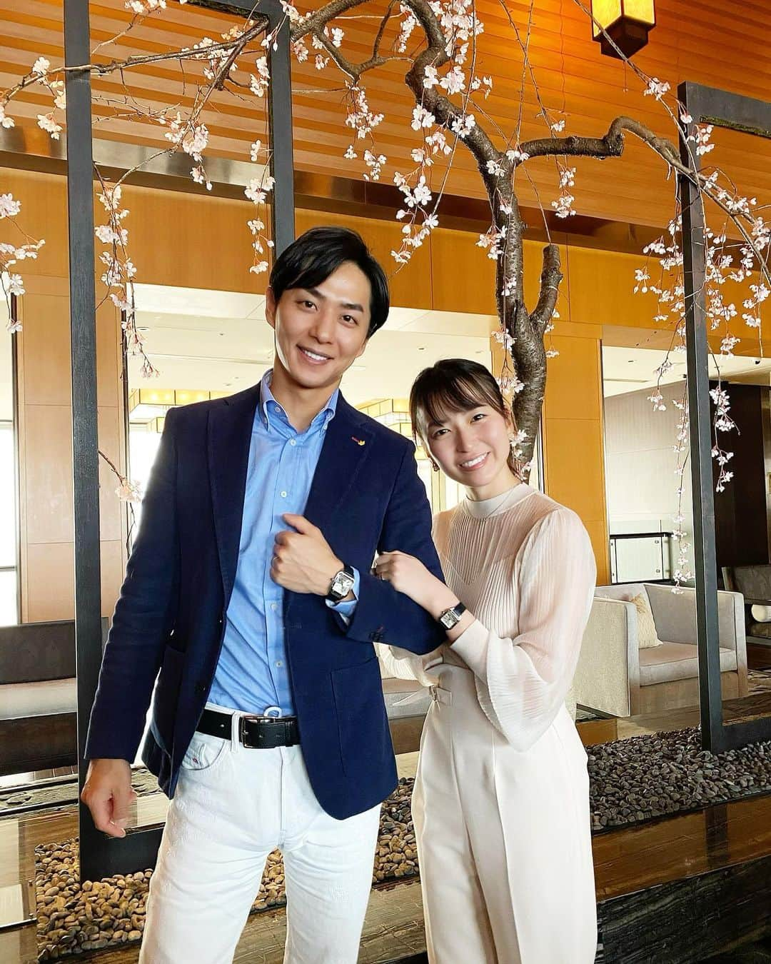 岩間恵さんのインスタグラム写真 - (岩間恵Instagram)「久しぶりに朝からデートした日💑  買い物してマンダリンのセンスでランチ！ 予約する時にサービスでメッセージ付けられると聞いたので、出会いから3年目もよろしくということで👶💓  #コーデは4枚目タグ付けしたよ #YouTubeで詳細あるから見てね #しんめぐの日常」3月20日 20時41分 - iwamame