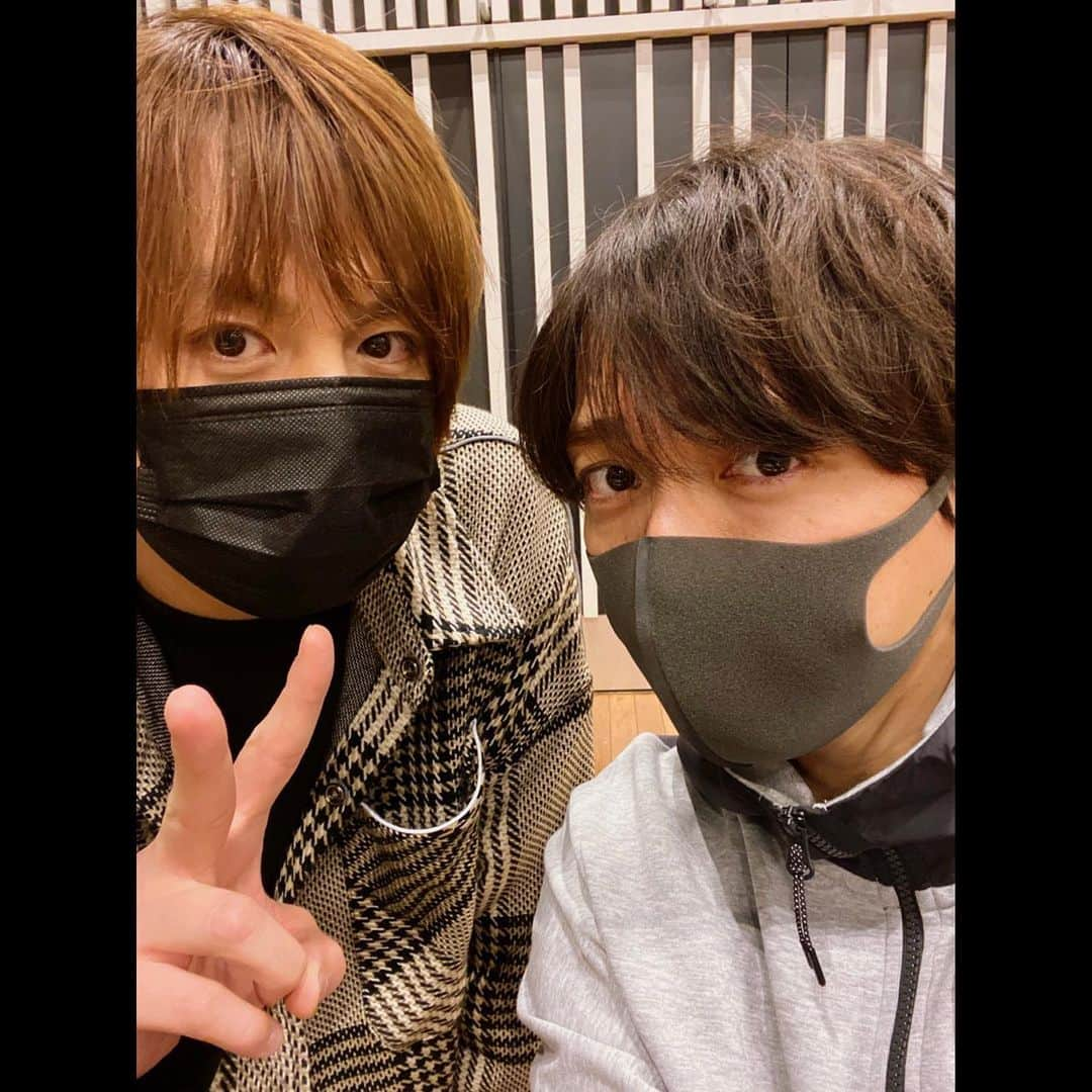 山崎育三郎さんのインスタグラム写真 - (山崎育三郎Instagram)「. 今夜はけんちゃんちゃん。  聴いてねー。  @sky_it_corporate  #アイアムいくさぶろう」3月20日 20時47分 - ikusaburo_yamazaki