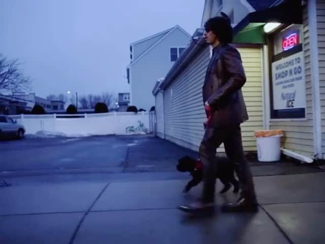 クリスヴァンアッシュのインスタグラム：「@a.chal WALKING HIS DOG IN @berluti  #🖤 #achal #berluti #krisvanassche」