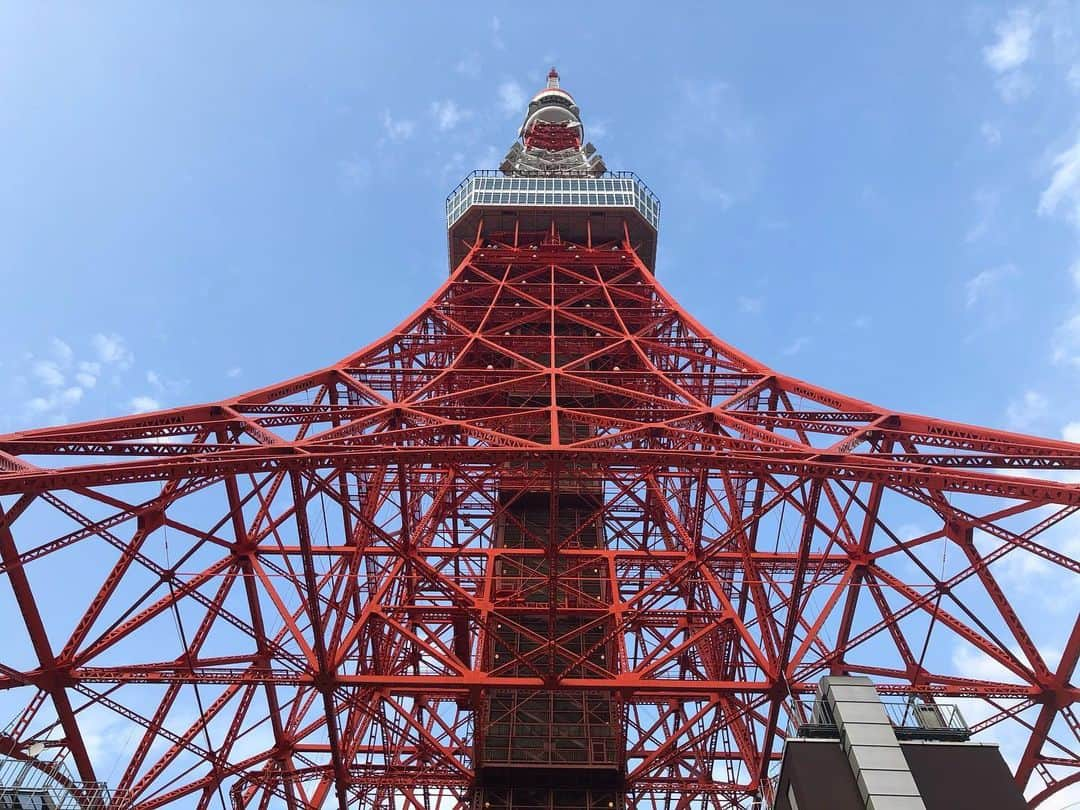 山田孝之のインスタグラム：「東京タワーのDAY AND NIGHT #ゾッキ #dayandnight #山p #あやかり」