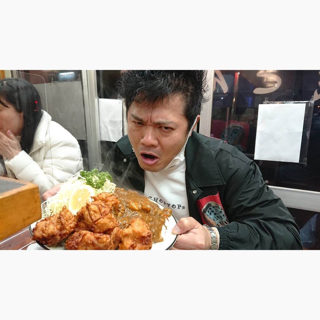 佐田正樹さんのインスタグラム写真 - (佐田正樹Instagram)「横兄とバイク談議してわんぱく飯。 ポークカレーとからあげカレー頼んで2人でシェア。 ぼっこりうまかった。」3月20日 22時51分 - satakisama