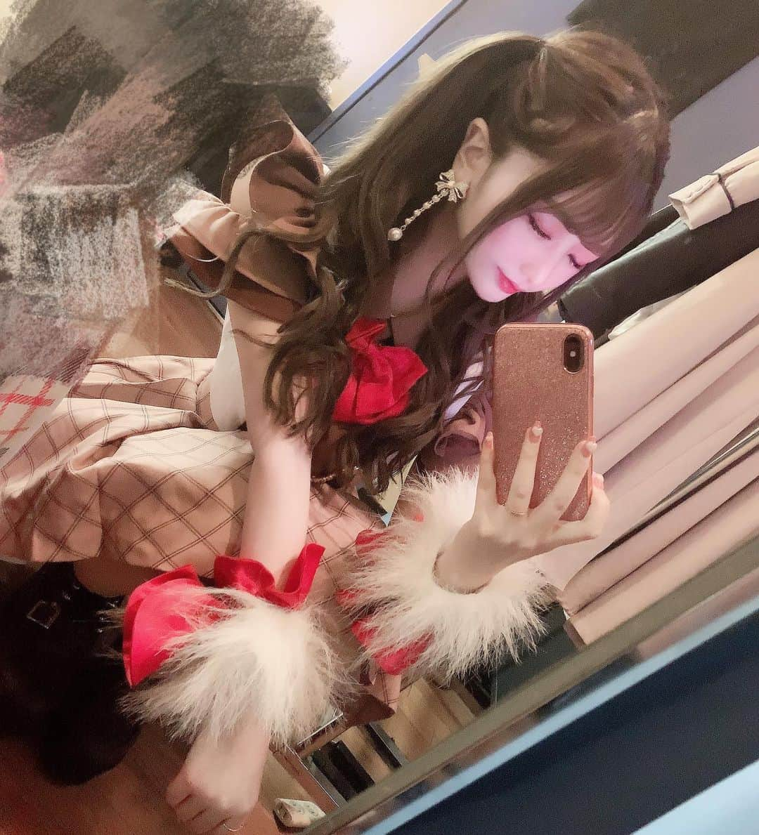 mireiさんのインスタグラム写真 - (mireiInstagram)「. 久々にアイドルしてきました🎀 衣装やっぱかわいくてだいすき！ . #アイドル #idol #地下アイドル #partea #アイドル衣装 #赤色担当」3月21日 0時39分 - mirei.501