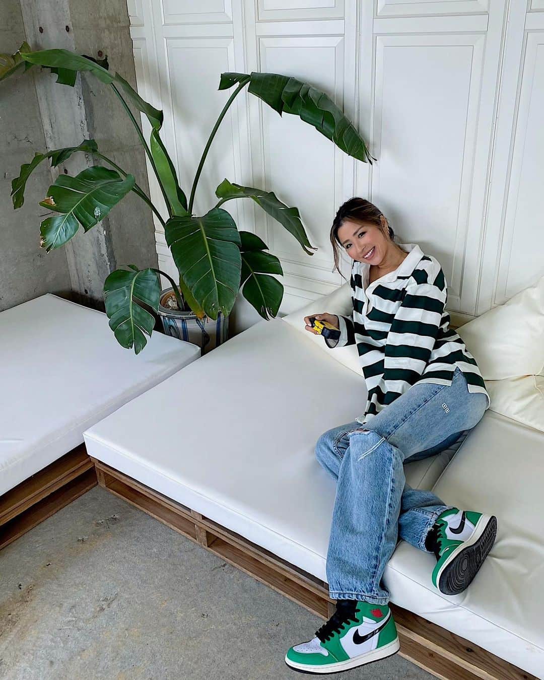 のインスタグラム：「🪴💚﻿ ﻿ ﻿ #sunday #mood #fashion #ootd #miyastyle #jordan1 #aj #aj1 #jordan1club」