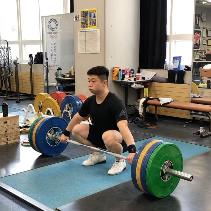 宮本昌典のインスタグラム：「snatch 150kg x2  #weightlifting #olympiclifting  #cleanandjerk #clean #jerk #snatch #deadlift  #squat  #crossfit #fitness #training  #2xu #chrio #asics」