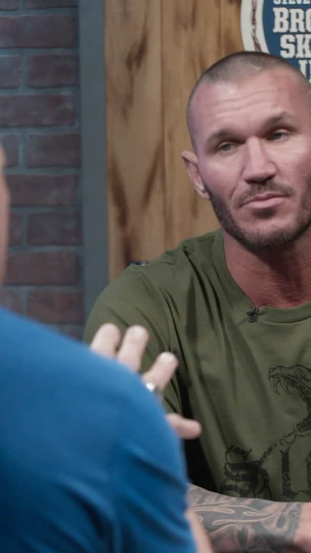 ランディ・オートンのインスタグラム：「Talking to @steveaustinbsr about my wife @kim.orton01’s company and facing @alexa_bliss_wwe_ at #WWEFastlane. Two things I never thought I’d be doing on a Sunday in March. See it all tonight @peacocktv @wwenetwork #BrokenSkullSessions」