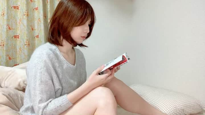 のインスタグラム：「呪術●戦は0巻が一番好き…！  動画の続きはこちらから🎥 https://mediable.jp/videos/watch/7035346c-8469-4ff2-8370-cfbbd96ed4ff  #グラドル #ポートレート #フリーモデル #グラビア #フリーランス #ポートレートモデル #被写体 #撮影会 #写真好きな人と繋がりたい #カメラ好きな人と繋がりたい #くびれ #美脚 #撮影依頼 #仕事依頼 #ミリドル #portrait #shotting #japanesegirl #cute #kawaii #followme #tバック #10秒グラビア #グラビア動画 #あのこの休日 #mediable」
