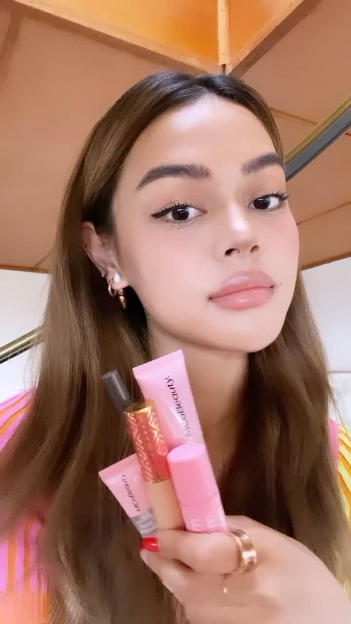 リリーマイマックのインスタグラム：「Luxe for less @mcobeauty use my code LILY20! Available at MCoBeauty.com Woolworths & BigW #MCoBeauty #ad」