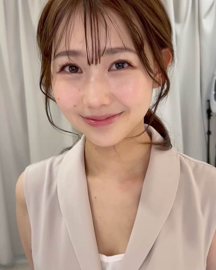 のインスタグラム：「. 未だに話題に上げてもらえる田中みな実さん風メイク💄  みんなこのイメージなんでしょ笑笑  #田中みな実 #田中みな実風メイク #ヘアメイクモデル #モデル #芸能人風 #メイク #ローポニーテール #ローポニー #ベージュワンピース #ワンピース #ベージュカラー」