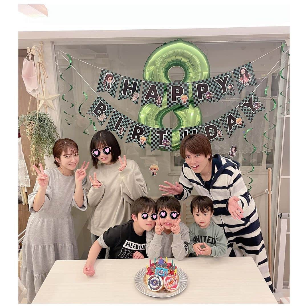 辻希美さんのインスタグラム写真 - (辻希美Instagram)「そっちゃん８歳おめでとう🎂💕  詳しくはブログのんピースをご覧下さい✨」3月21日 23時41分 - tsujinozomi_official