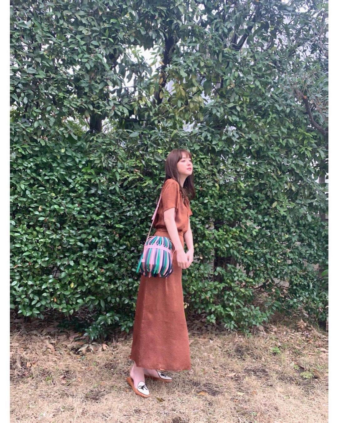 佐々木希さんのインスタグラム写真 - (佐々木希Instagram)「私服。 ドット柄のセットアップ。 一枚でも透けず、インナーが無くてもサラッと着られます。  setup#iNtimite bag#J&MDavidson shoes#ToryBurch」3月22日 18時44分 - nozomisasaki_official
