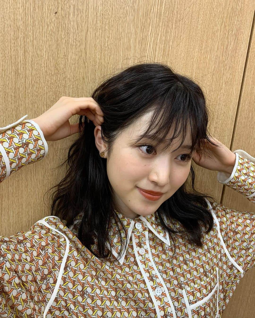 のインスタグラム：「このイヤリング気に入りすぎて買い取りました😳」