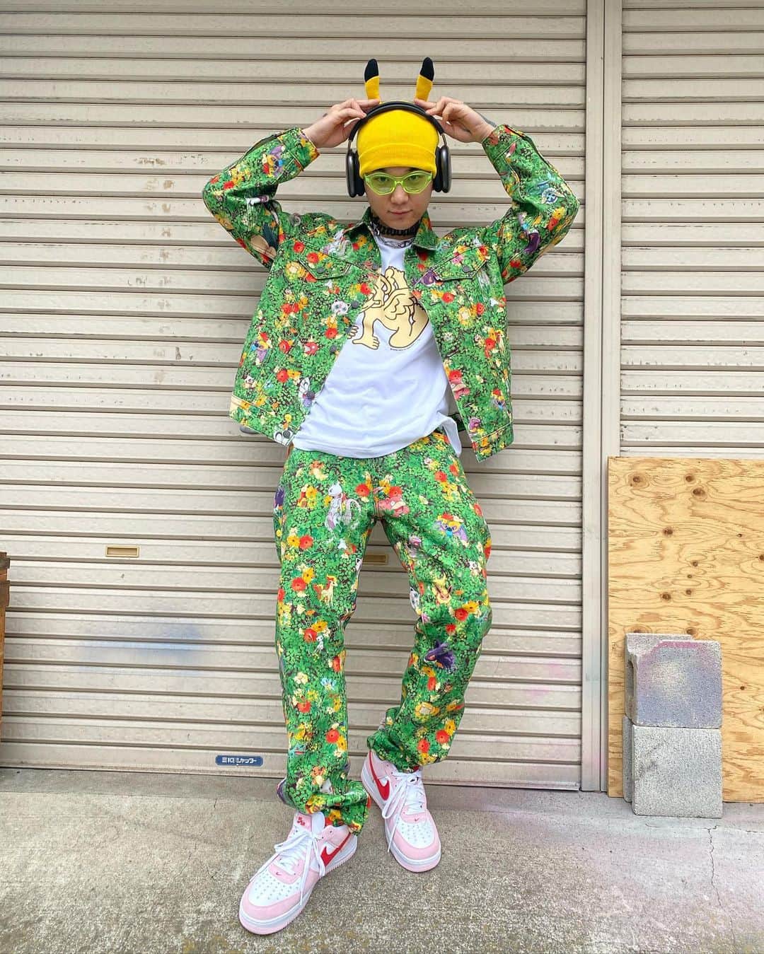 カワグチジンさんのインスタグラム写真 カワグチジンinstagram 去年僕が入院しているときに彼からメッセージが届きました 僕のファンで洋服に絵を描いたり ファッションが大好きな男の子です 16歳の時に癌の宣告を受けて19歳になった今も闘病中です 現在