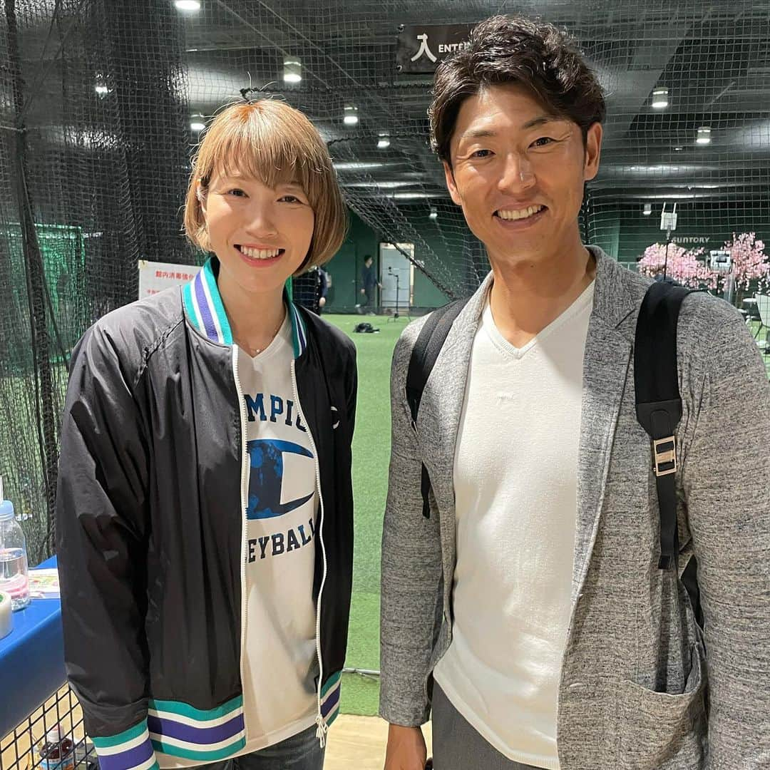 狩野舞子さんのインスタグラム写真 - (狩野舞子Instagram)「・ 斉藤さんのピッチング、名波さんのボレーシュート、間近で見れて感動しました🥺✨ ・ そして一番びっくりしたのは 小木さんと矢作さんの運動能力の高さ！！！ これは皆さんにも観ていただきたいので ぜひ『おぎやはぎのスポーツバラエティ BULL'S SHOW』 アーカイブをご覧ください❤️ ・ #おぎやはぎ #小木博明 さん #矢作兼 さん #斉藤和巳 さん #名波浩 さん #栗原恵 お姉ちゃん #狩野舞子」3月22日 15時21分 - kanochan715