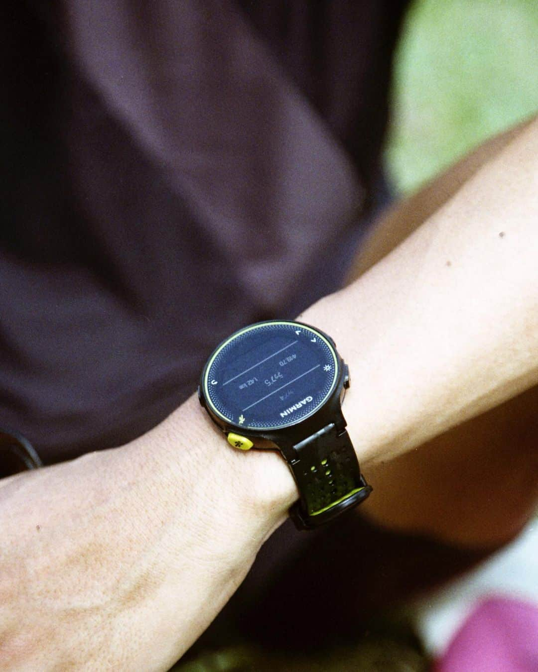 走るひとさんのインスタグラム写真 - (走るひとInstagram)「Yusuke Ogura, wearing Tracksmith @tracksmithrunning , set an Fastest Known Time (1:04:34) of 21.0975km at Komazawa Olympic Park. . . #tracksmith #hsrht #hashiruhito #走るひと . . -Komazawa Challenge- Powerd by @strava   Runner : Yusuke Ogura @yusuke_ogura1993  Photographer : Kanta Nakamura @kanta_nakamura_  Planning / Direction / Styling : Yuito Ueda @yuito_ueda  Thanks : Eri Mishima, Marina Kitagawa @marinakitagawa , Setagaya Sports Promotion Foundation  .」3月22日 16時48分 - hashiruhito.jp