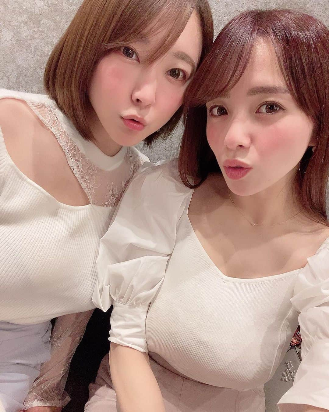 三島奈津子さんのインスタグラム写真 - (三島奈津子Instagram)「... 今日もありちゃん可愛すぎた🥺🧡🧡 お話いっぱいして元気もらえたし癒されたしあっという間🥲🌸 いつも寄り添って応援してくれるありちゃん☺️❤️❤️ 今日もありがとうだよお🐰💓🐶 #デート #白ニットかぶり #らぶ #ランチ」3月22日 17時35分 - satomi_muryou