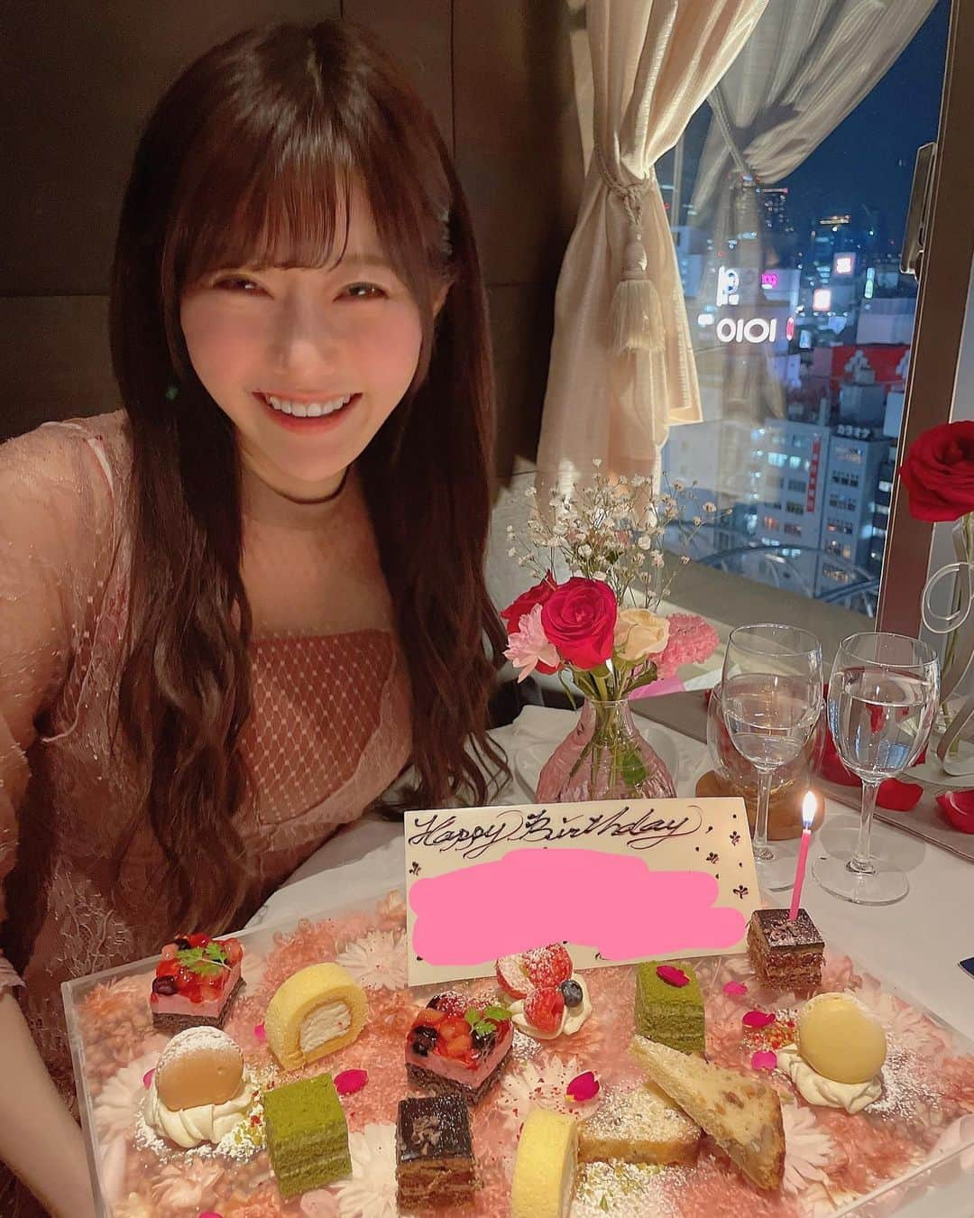 桃里れあさんのインスタグラム写真 - (桃里れあInstagram)「It was a happy birthday 💐 I want to make this year a fulfilling year ❤️ ・ ・ #フレンチレストラン #渋谷ディナー #渋谷グルメ #渋谷カフェ #アフタヌーンティー #cafe #フレンチ #夜景 #マーキュリーデュオ #レースワンピース #誕生日サプライズ #誕生日ケーキ #誕生日プレート #バースデープレート #バースデーサプライズ #birthday #おしゃれカフェ #インスタフード」3月22日 22時41分 - rea_momosato