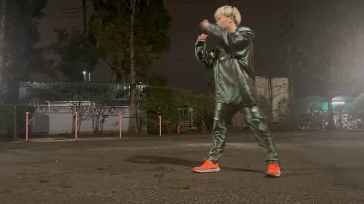 那須川天心のインスタグラム：「公園で基礎 こういう時間が1番大切なのかも #点と面」