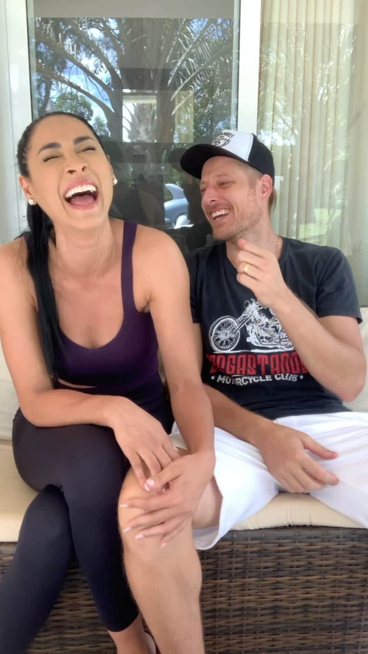 ジャケリネ・カルバリョのインスタグラム：「Só queria deixar bem claro que tudo que eu falei nesse vídeo é VERDADE!🤭😂😂😂 #risos @murilovolei8」