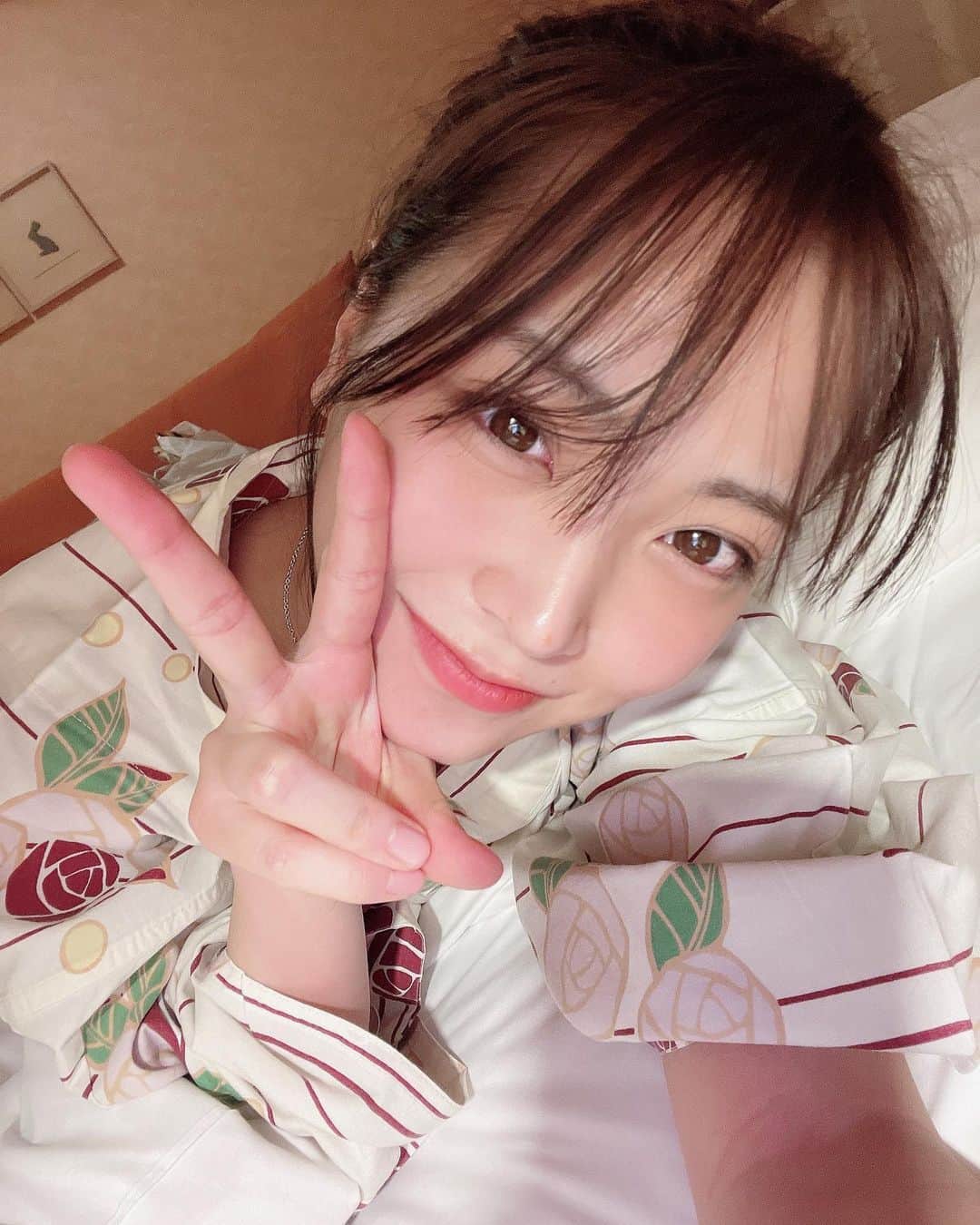 白間美瑠さんのインスタグラム写真 - (白間美瑠Instagram)「おやすみなさい💤 眠そうなお顔😪」3月23日 0時03分 - shiro36run