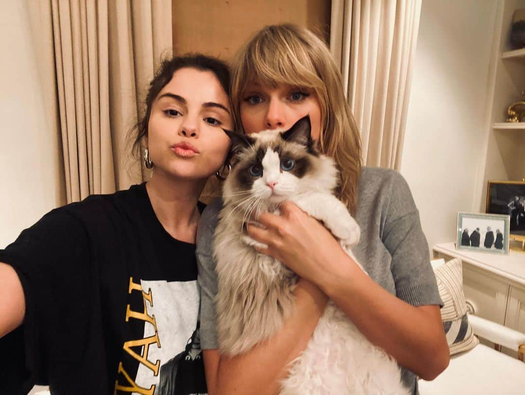 セレーナ・ゴメスさんのインスタグラム写真 - (セレーナ・ゴメスInstagram)「kinda missin this one」3月23日 8時48分 - selenagomez