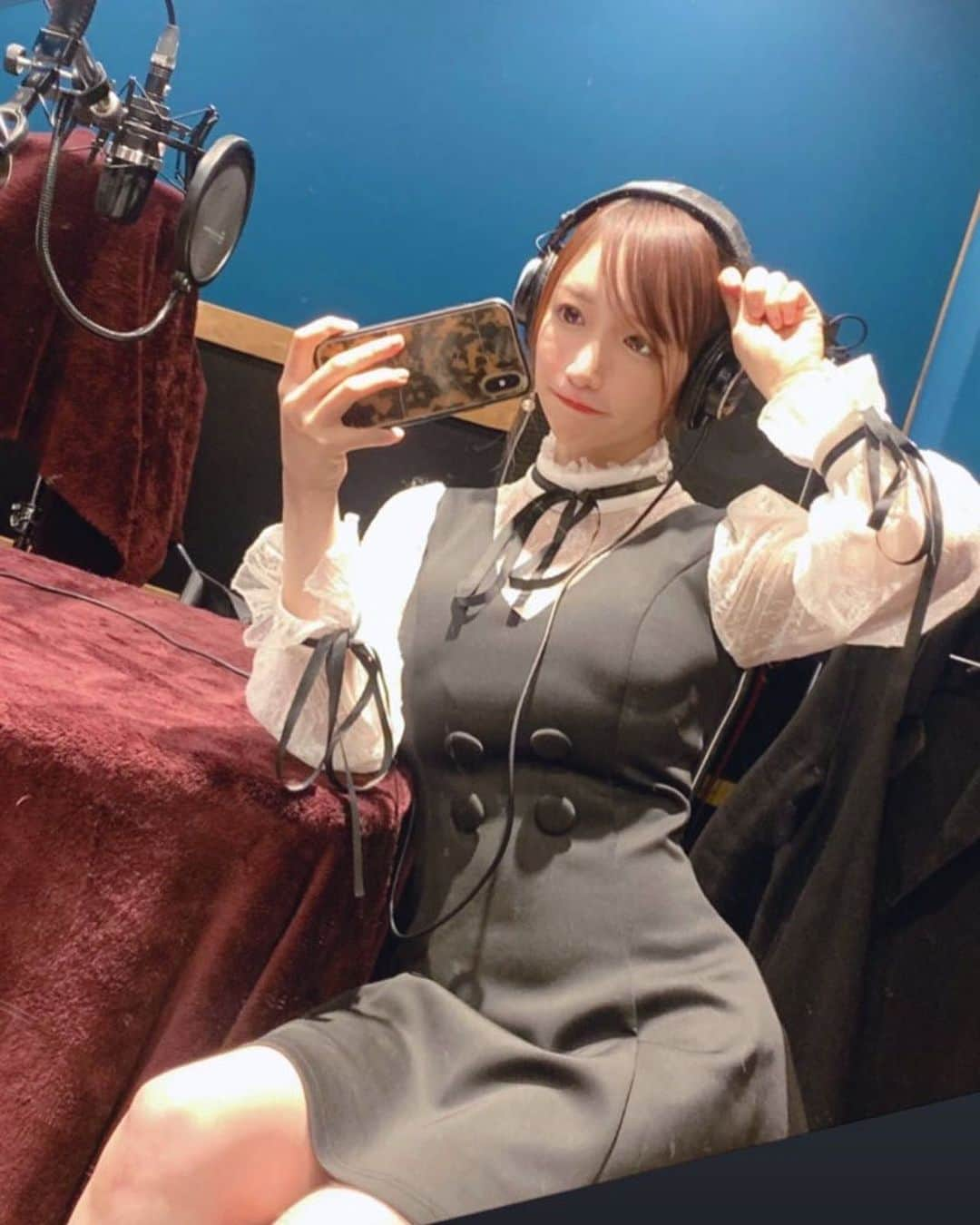 清水あいりさんのインスタグラム写真 - (清水あいりInstagram)「たまには可愛いお洋服も。 甘めのワンピースどうかなぁ？🙈 あり？💓 …なし？💓  #にゃん　 #猫かぶってるように見えるけど #ずっとこのままな #わたし」3月23日 12時01分 - shimizuairi