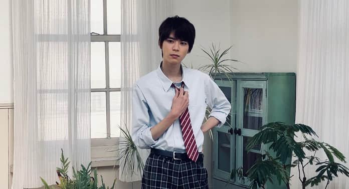 小原唯和のインスタグラム：「JUNON5月号発売中です！  制服姿ですよ😏 今回は甘酸っぱい恋の物語です😁 是非チェックしてみてください！  #JUNON」