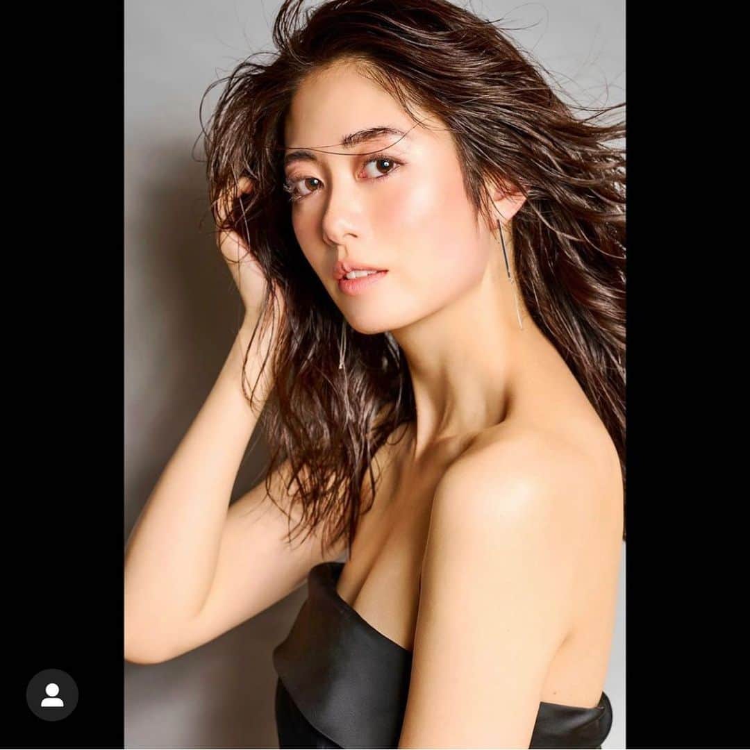 土屋ひかるのインスタグラム：「土屋ひかる　撮影：工晋平 . https://neutral-tokyo.com/models/tsuchiya . #土屋ひかる #nmtinc  #モデル #透明感 #美 #美容 #美肌 #cosmetics #skincare」