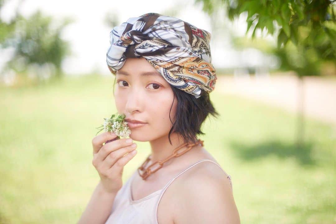 大西沙紀のインスタグラム：「🌳  📷 @photographernori  💄 @hm_ayumi」