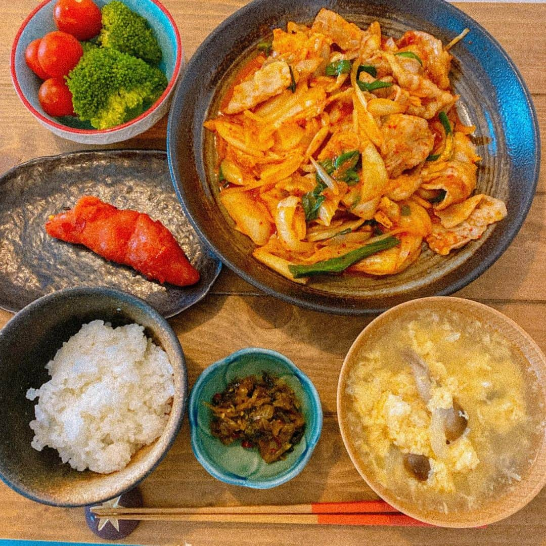 天木じゅんさんのインスタグラム写真 - (天木じゅんInstagram)「. . 夜ご飯20時までだから 最近はおうちで作ること また増えてきた🌙🍴 . . . #天木ごはん #おうちごはん #手料理 #cook #cooking」3月23日 14時54分 - jun.amaki