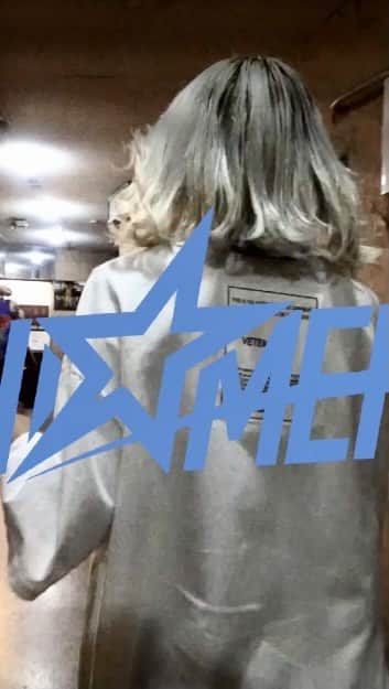 DJ CHI☆MEROのインスタグラム：「. . ✅情報解禁✅ この度4/3(土)に 大人気BESTHITSシリーズ4作目 【BESTHITS2021-MORE ROUTINE MIX-】を iTunes,AWA,Spotify,LINEMUSIC他35社のストリーミングサイトから配信する事が決定致しました💜 . 4月からの新生活や在宅ワークなど、 みんなのルーティンBGMに出来るような一枚となっております♪ そして！！本日から先行予約開始！！ . MORE DRIVE MIX MORE PARTY REMIXES に続きチャート1位を獲得するには みんなの力が必要なので 是非、iTunesから予約お願いします🙇🏼‍♂️ . ↓以下詳細↓ 最早iTunesダンスチャート１位が常連となった "DJ CHI☆MERO"による''BEST HITS''シリーズから、 ２０２１年２作目がこの度リリース！ 今作はクラブ等でもよく耳にするミドルテンポを中心に構成されており、 クラブファンから洋楽にあまり詳しくない方にもオススメ！移動時間はもちろん在宅勤務でも聴きやすい作品に！  @musicbank_jp」
