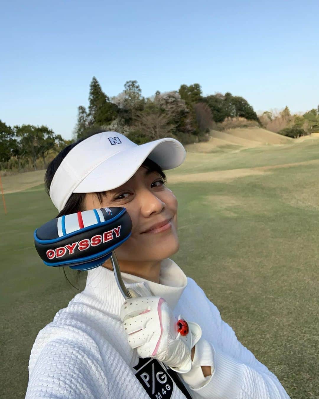 前田典子さんのインスタグラム写真 - (前田典子Instagram)「#今日も　#golf🏌️‍♀️⛳  ゴルフ人生2回目の100切り‼️ #スコア　#97 でした❣️😆 #お天気も良く ☀️ #桜も満開🌸 #花見ゴルフ🌸⛳  #楽しかった😊  #まだのびしろあります ‼️頑張ろー💪 #50代からでも成長できる　#ゴルフ⛳️  @pearlygates_official」3月23日 21時54分 - maenorichang