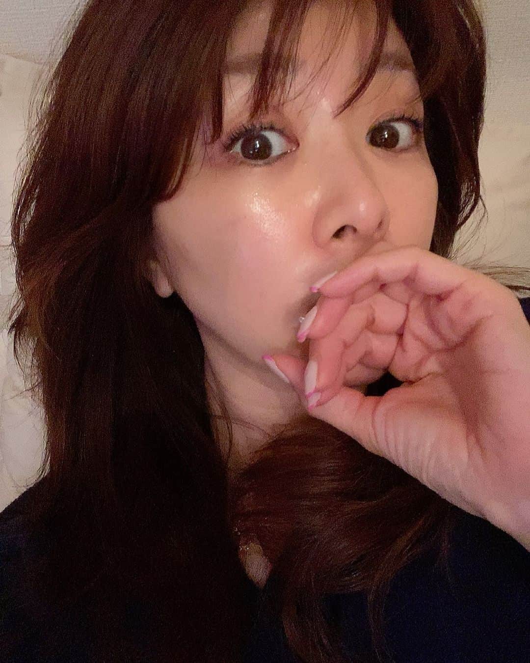 矢部美穂さんのインスタグラム写真 - (矢部美穂Instagram)「今から寝ます😴 明日の19時半からインスタライブやりますのでよろしくお願いします💖 #すっぴん #40代  #おやすみなさい #矢部美穂」3月24日 0時29分 - miho.yabe.0607