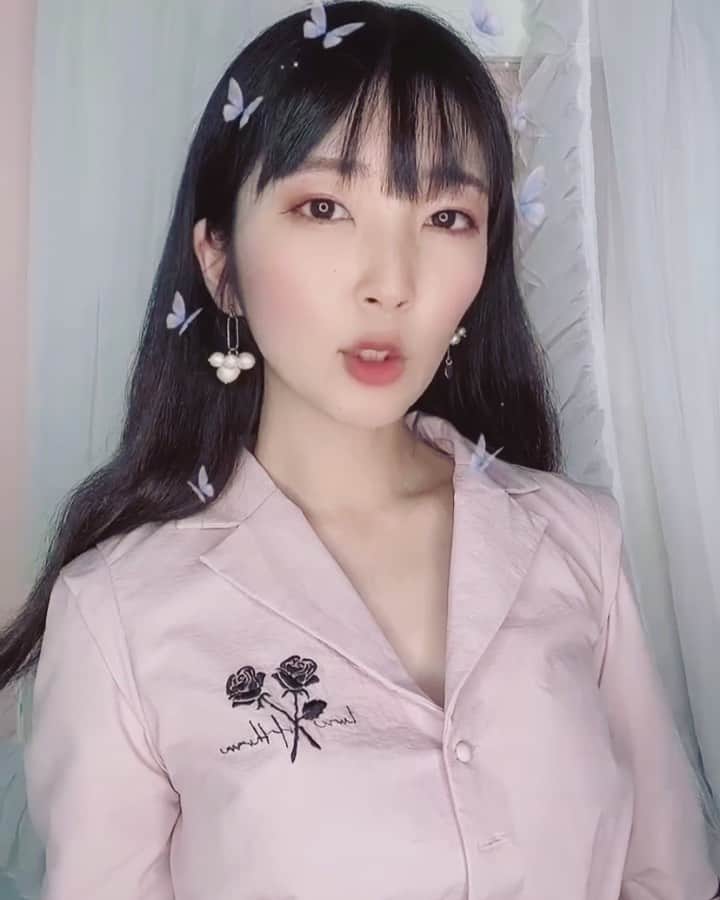 のインスタグラム：「🦋🦋🦋 . #pkczグラマラスチャレンジ  #PKCZ #GLAMOROUS」