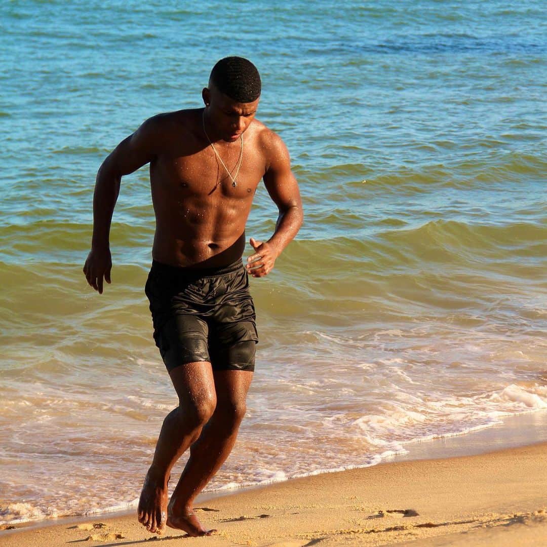 のインスタグラム：「🏖」
