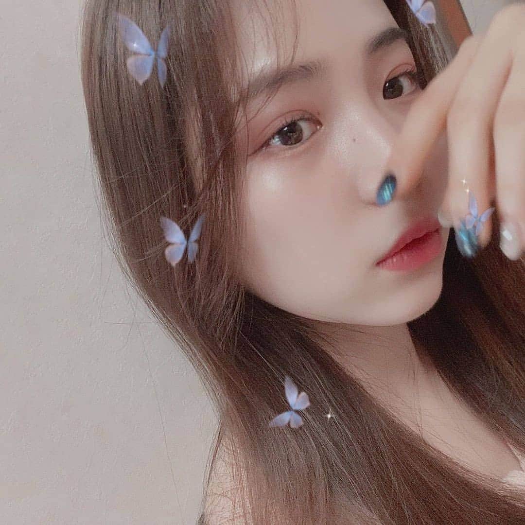 マヤ（勝村摩耶）さんのインスタグラム写真 - (マヤ（勝村摩耶）Instagram)「So pretty ❤️❤️❤️ . . Follow @_MayaKatsumura for more content . . © @niziu_artist_official . . #MAYAKATSUMURA #MAYA #NiziU #ニジュー #니쥬 #NiziUMaya #JYP #WithU #MakeYouHappy #Stepandastep #Take_a_picture #Poppin_Shakin」3月24日 18時28分 - _mayakatsumura