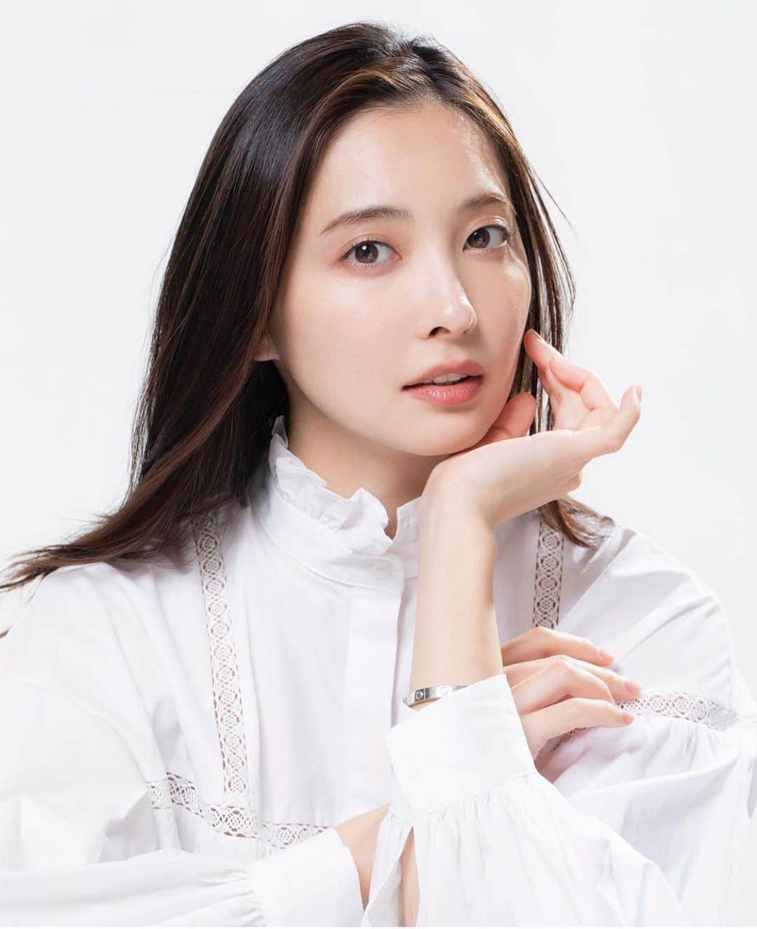 のインスタグラム：「my new 📸🥳🤍」