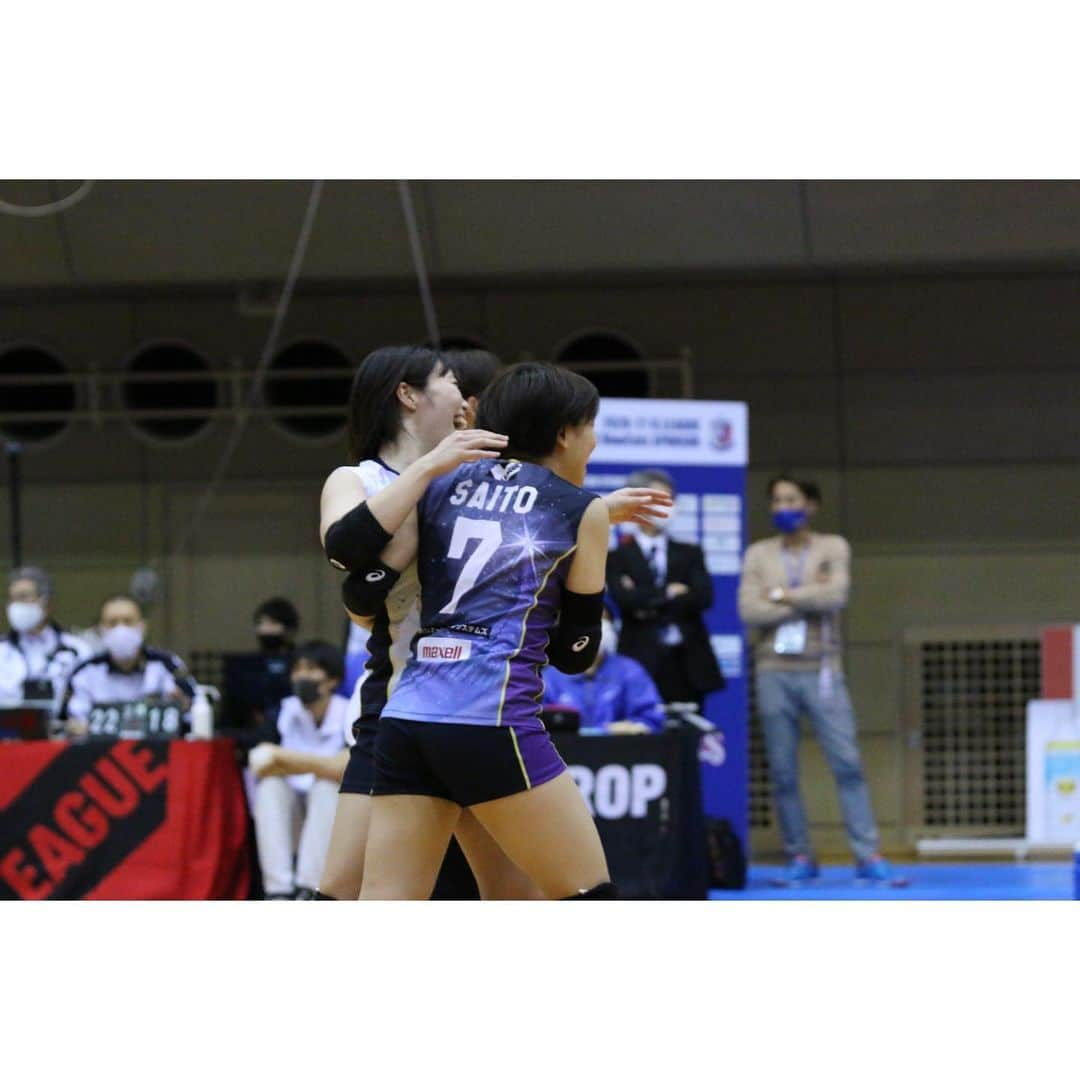 小池杏菜さんのインスタグラム写真 - (小池杏菜Instagram)「2020/21V.LEAGUE・V.Cup 沢山の応援ありがとうございました‼︎  今年はコロナ禍で難しい状況の中での開催となりましたが、試合を無事に終えれたこと、支えてくださった皆様に感謝します。本当にありがとうございました！  リヴァーレはこれからも前進していきます。  引き続き応援のほど、よろしくお願いします‼️  写真お借りしました🙇🏻‍♀️」3月24日 9時34分 - ancoromochi1216