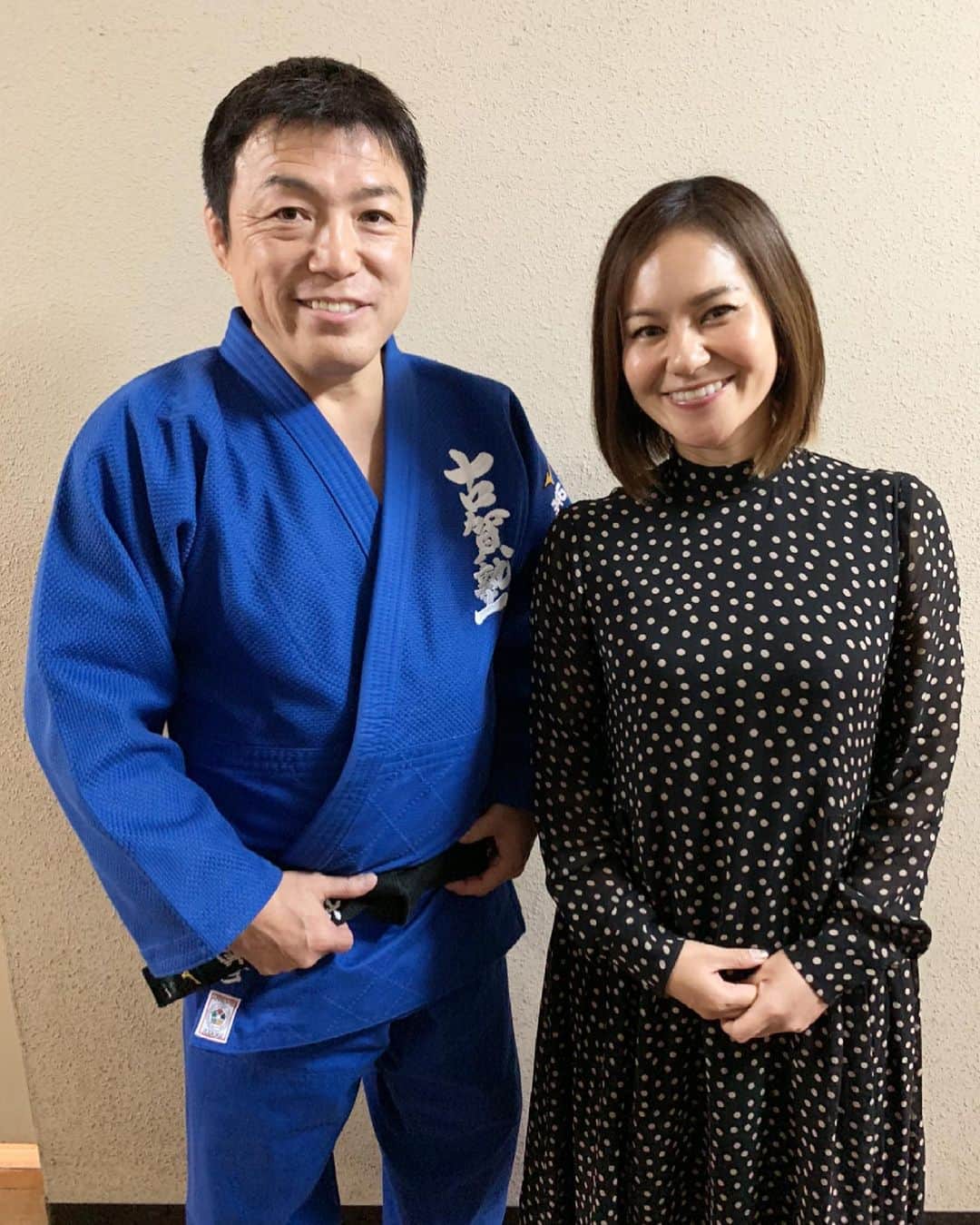 宮里藍のインスタグラム：「2年前に一度お仕事をご一緒させて頂き、その時の現場を包み込むような包容力や、周りをどんどん巻き込む話術にも魅了され、またお会いしたいとずっと思っていました。突然の訃報で本当に悲しいです。心よりご冥福をお祈り申し上げます。#古賀稔彦さん #RIP」